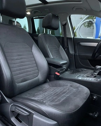 Volkswagen Passat cena 37000 przebieg: 268000, rok produkcji 2010 z Wrocław małe 379